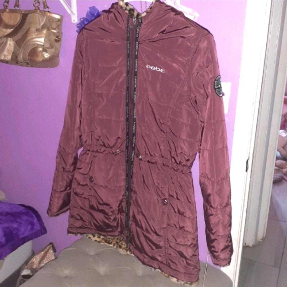 Bebe cranberry reversible jacket with waist cinch